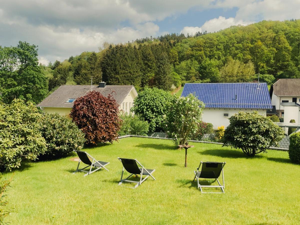 Nova Romantic Luxus Relax Apartments Mit Sauna, Nuerburgring, Adenauer Forst Buitenkant foto